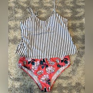 Two piece swimsuit size XL new without tags